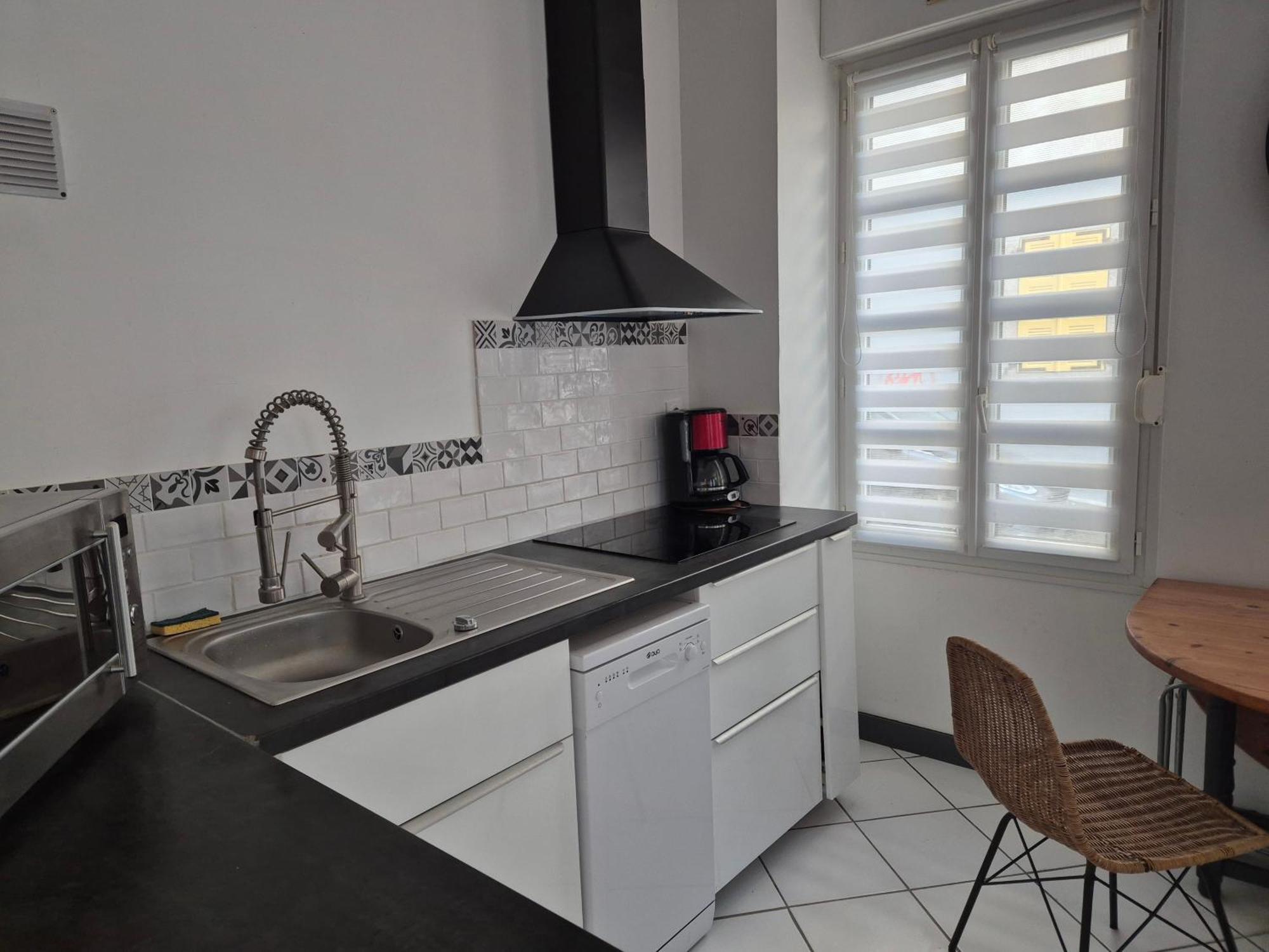 Urban Chic 44 M2 Lejlighed Brest Eksteriør billede